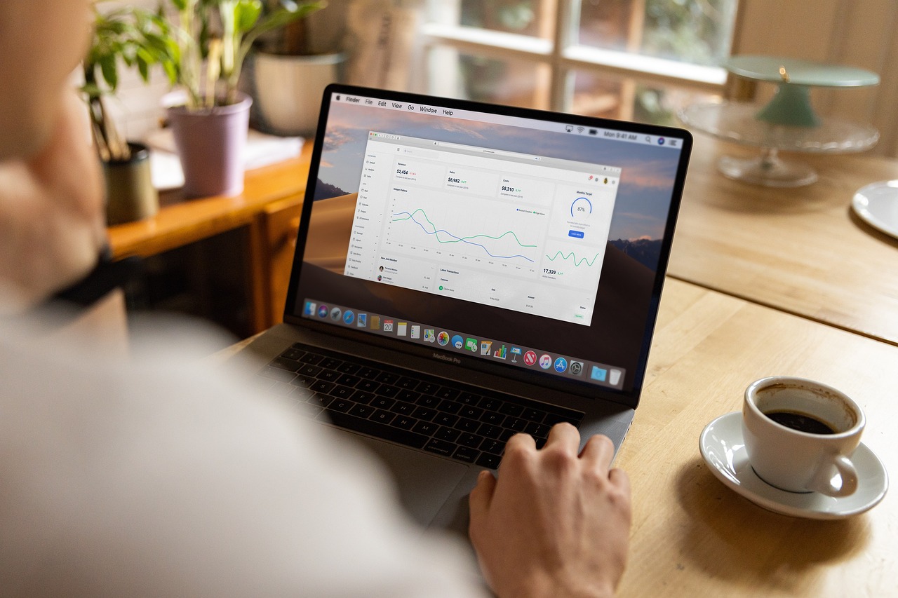entdecken sie die vorteile und herausforderungen von remote work. erfahren sie, wie sie produktiv von zu hause aus arbeiten und flexible arbeitsmodelle optimal nutzen können.