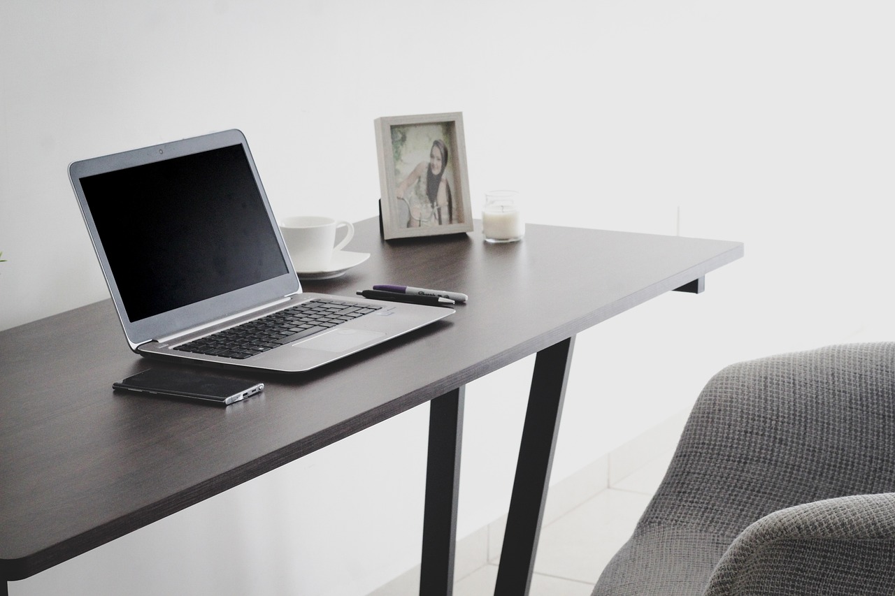 entdecken sie die vorteile von remote work: flexibles arbeiten von überall, bessere work-life-balance und erhöhte produktivität. tipps, tools und informationen rund ums arbeiten im homeoffice und unterwegs.